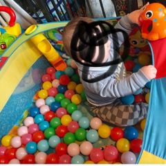 ball pit with balls