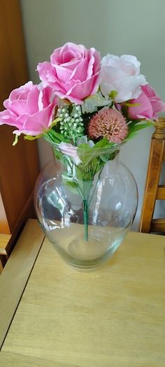 Glass vase