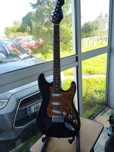 custom built strat style electric guitar