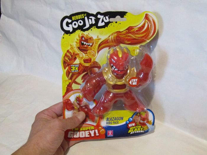 Heroes of Goo Jit Zu Blast Attack Blazagon Dragon Super Gooey Figure Brand New Sealed Rare Hard To Find