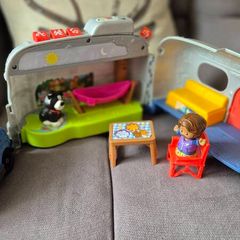 Fisherprice light up learning camper