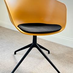 Hay Chair