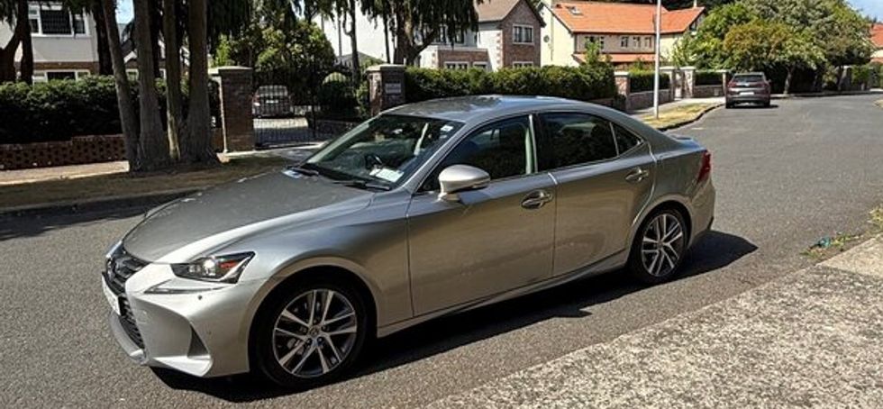 Lexus IS 300h 2018