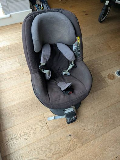 Car seat Maxi Cosy 2Way Pearl + Base