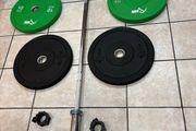 High End Pro Ladies Olympic Barbell + Olympic Bumper Plates! Bar New Was 170 Euro Alone!!