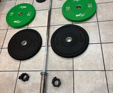 High End Pro Ladies Olympic Barbell + Olympic Bumper Plates! Bar New Was 170 Euro Alone!!