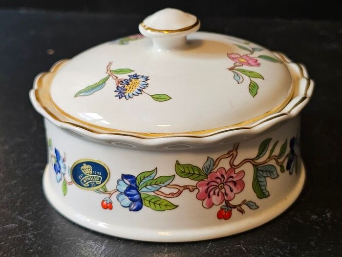 Aynsley Pembroke Trinket Dish Box