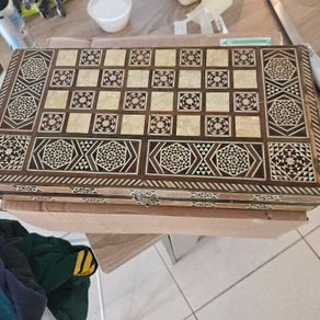 1970s backgammon game