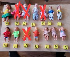 Vintage babies / dolls for doll house