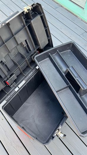 Black and decker tool box on wheels