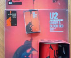 U2 Under A Blood Red Sky Bundle