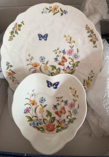 Vintage Aynsley Cottage Garden Set