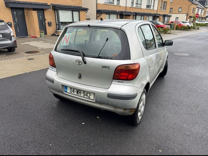 2004 Toyota Yaris