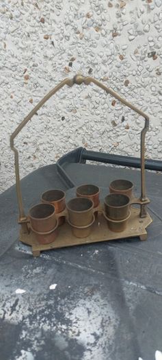 vintage copper ,brass shot rack ,,unusual,,see pictures for condition, used condition, needs a clean ,sold as seen buyer collects or pays postage thank you