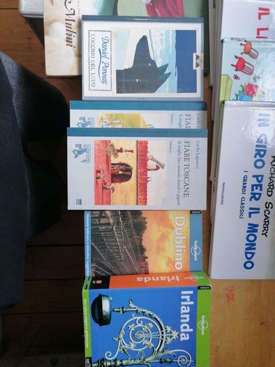 books and comic - Italian language