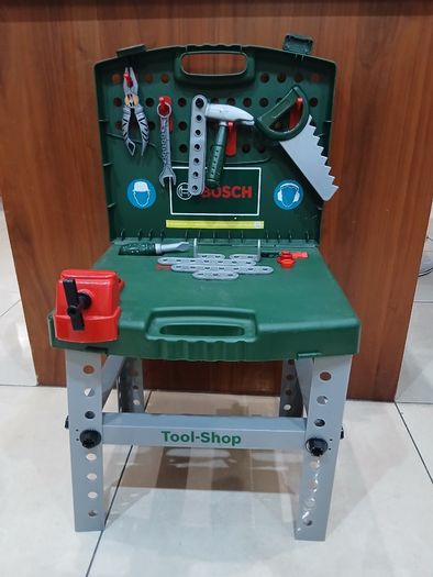 Tool Bench (Bosch)