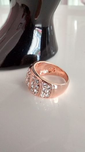 Rose Gold Plated Crystal Ring