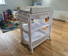 Babylo Bath and Baby Changing Table