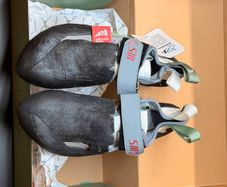 Mad Rock Shark III LV climbing shoes