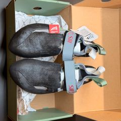 Mad Rock Shark III LV climbing shoes