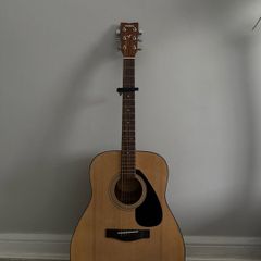 Yamaha acoustic guitar
