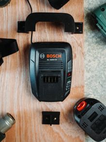 Bosch 18v charger holder (Free postage in Irl)