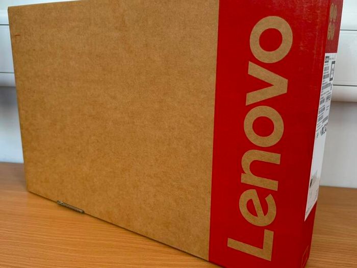 Lenovo T14 Gen7 Laptop (16gb RAM / 512gb SSD)