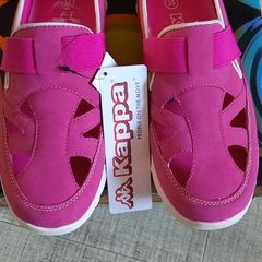 brand new girls shoes size UK 3  1/2