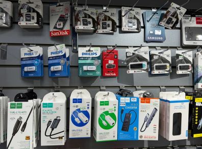 Computer/phone Accessories