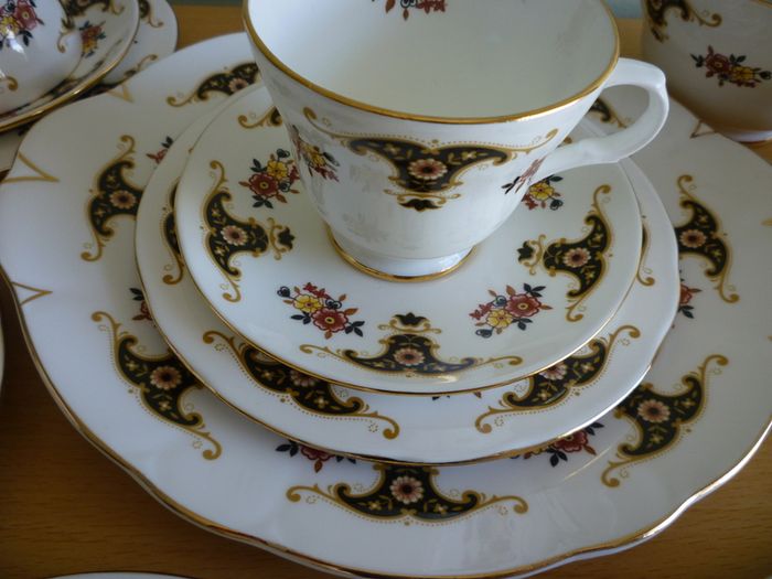 Crown Trent Fine bone China Staffordshire England tea coffee set. Complete 21 piece set