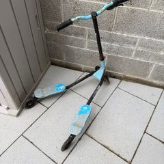 Active Play Sporter 3-wheel swing scooter