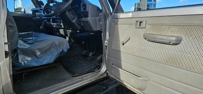 Toyota Land Cruiser LJ70 2.4TD 1991