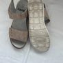 gold  strap sandals Image 3
