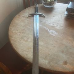 Long claw replica