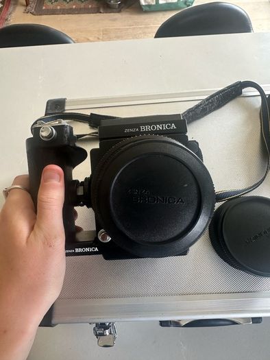 Bronica ETRS Medium Format Kit