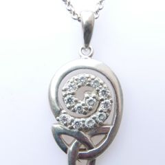 Vintage Celtic Knot Pendant and Necklace length 20" - 5,70g