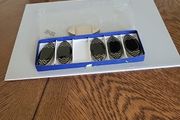 Knife holders