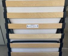 Foldable single bed