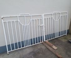 gate
