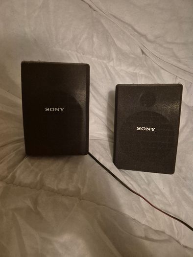 Sony Centre Speaker Plus 2 Surround Speakers