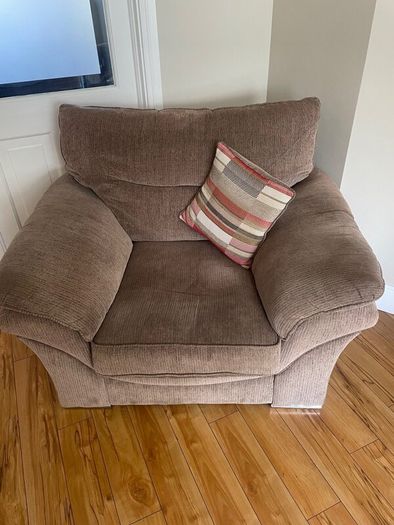 3+1+1+footstool
