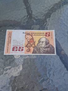 old five pound noat