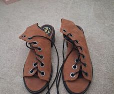Ladies shoes