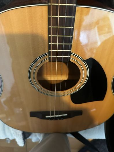 Tenor guitar