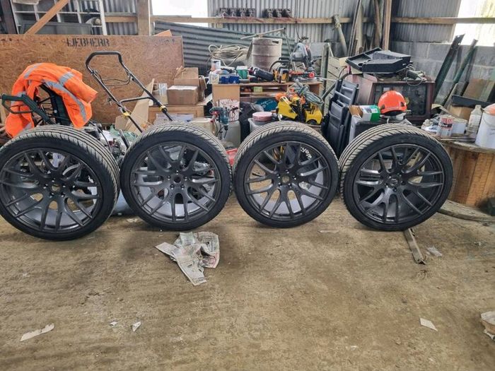 Onyx Alloy wheels