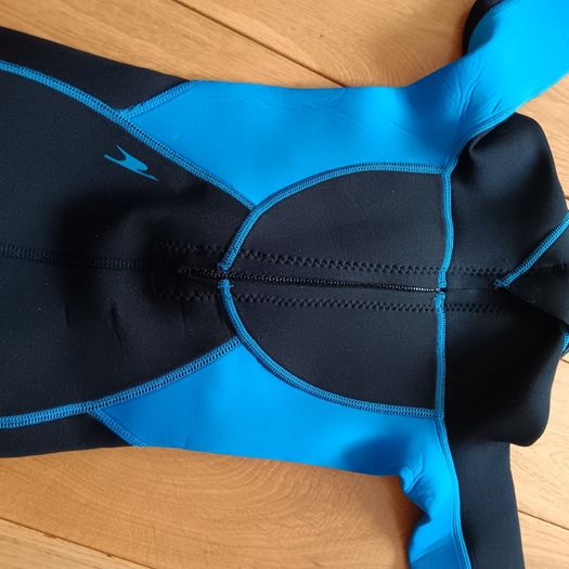 Wetsuit  5 to 6 year old