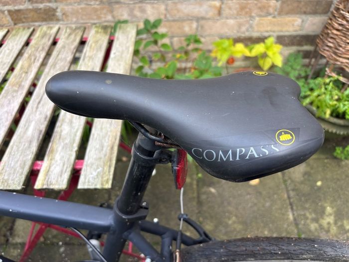 Martello Compass Sports Hybrid Bike
