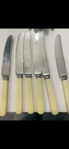 set of 6 vintage Templemichael Mills Cork stainless steel table knives.