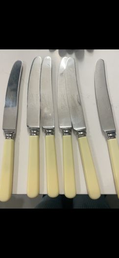set of 6 vintage Templemichael Mills Cork stainless steel table knives.