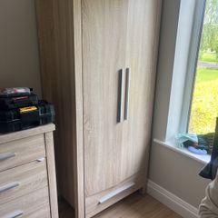 wardrobe